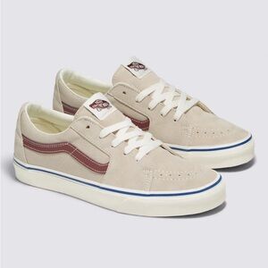 Vans Men's Tan and Burgundy Sneakers